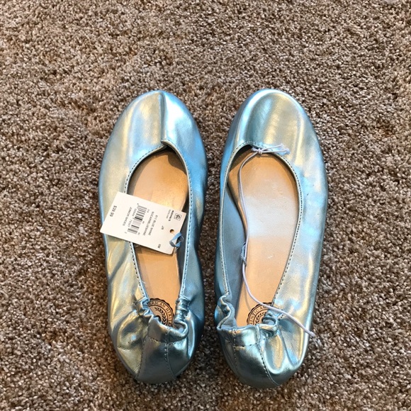 Brand new blueish silver flats shoes size 6 Medium Halloween Costume